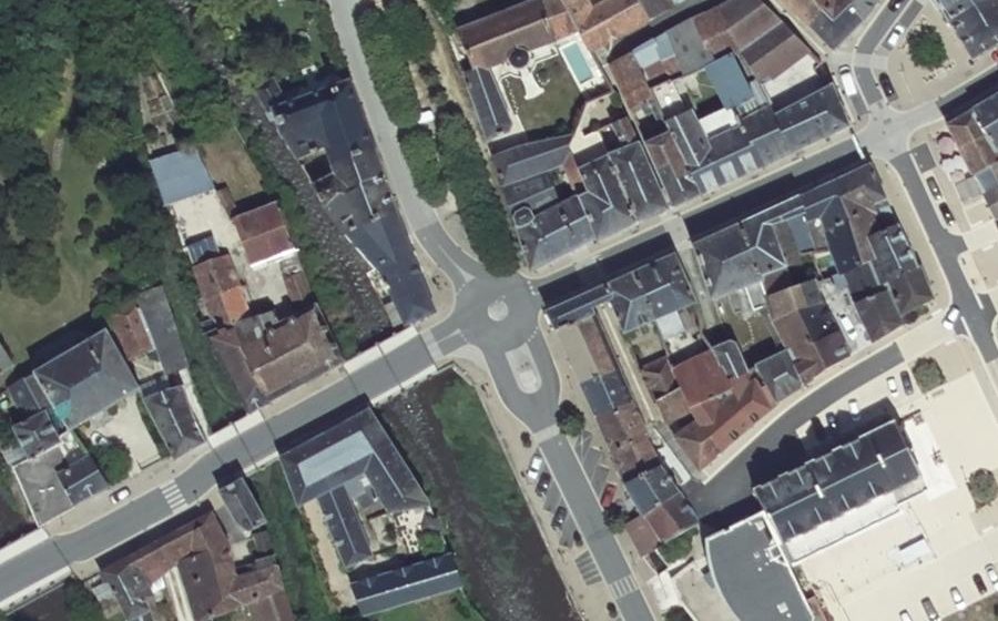 Vue aérienne du Mini-giratoire n°371482813