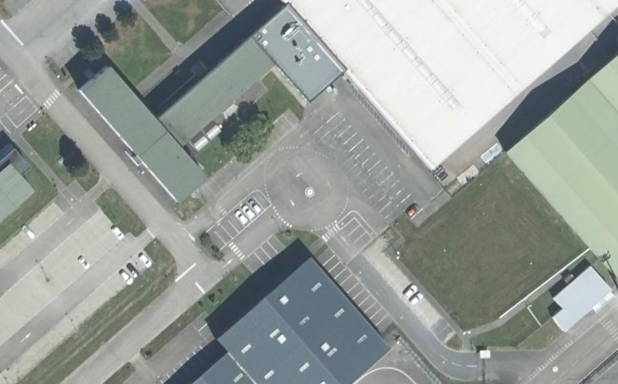 Vue aérienne du Mini-giratoire n°373414716