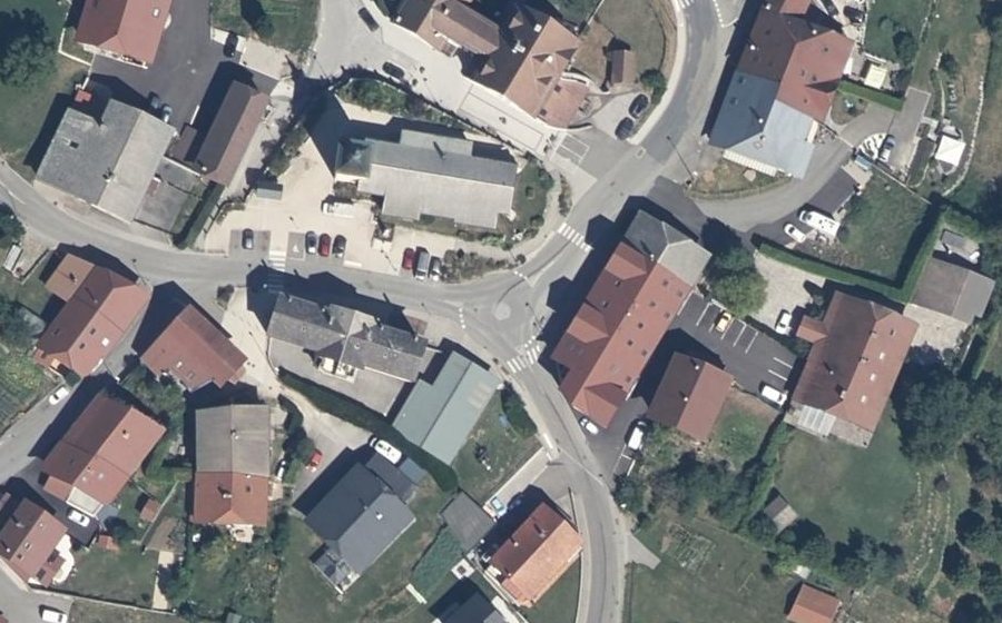 Vue aérienne du Mini-giratoire n°375617730