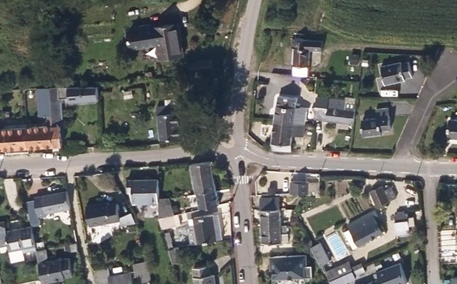 Vue aérienne du Mini-giratoire n°375889713