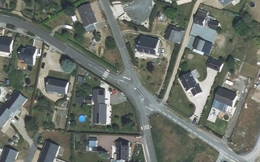 Vue aérienne du Mini-giratoire n°375935168