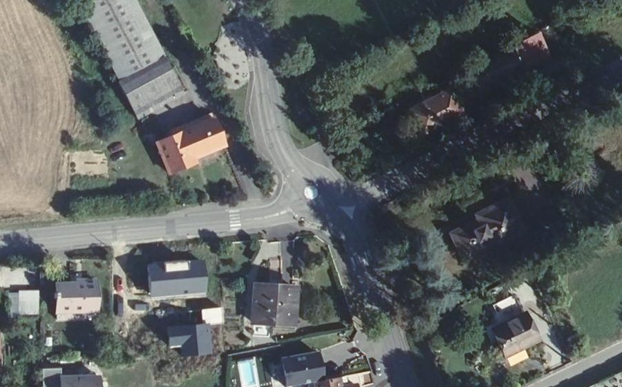 Vue aérienne du Mini-giratoire n°388605269