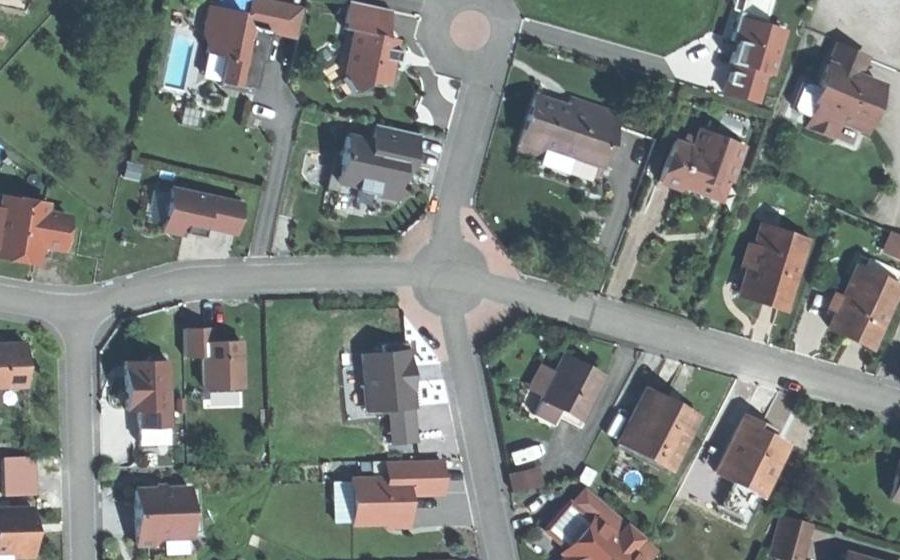 Vue aérienne du Mini-giratoire n°389718230