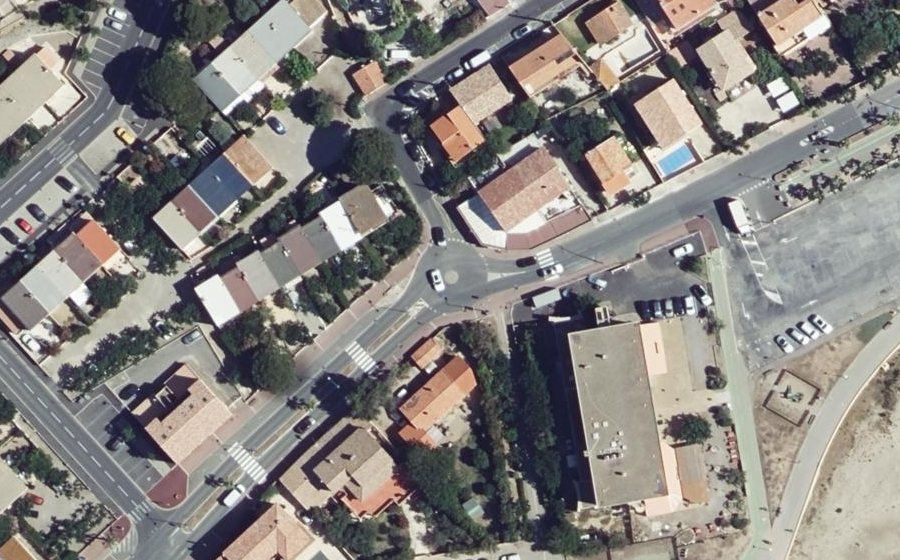 Vue aérienne du Rond-point anonyme n°1003938503