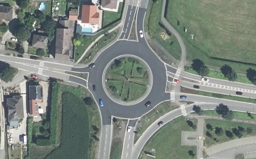 Vue aérienne du Rond-point anonyme n°10040876