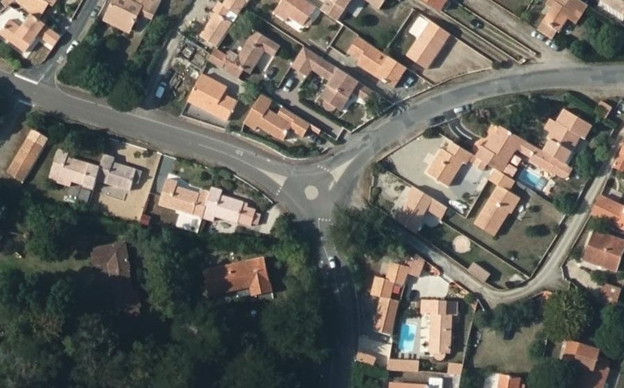 Vue aérienne du Mini-giratoire n°410810091