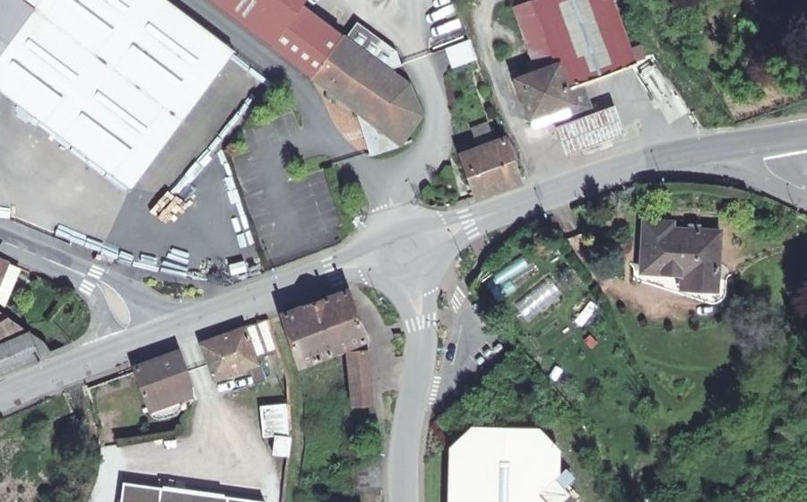 Vue aérienne du Mini-giratoire n°410857522