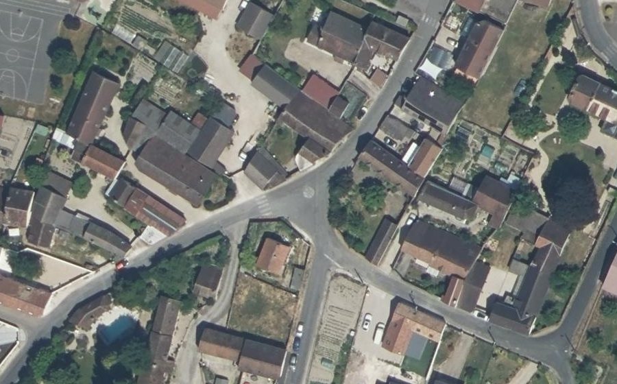 Vue aérienne du Mini-giratoire n°412283539