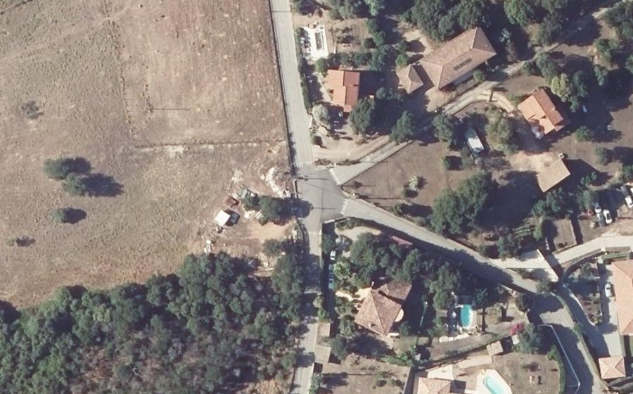 Vue aérienne du Mini-giratoire n°413400262