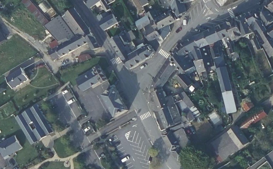 Vue aérienne du Mini-giratoire n°413888779