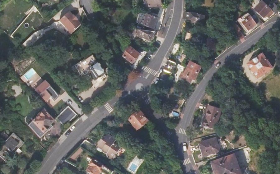 Vue aérienne du Mini-giratoire n°413895232