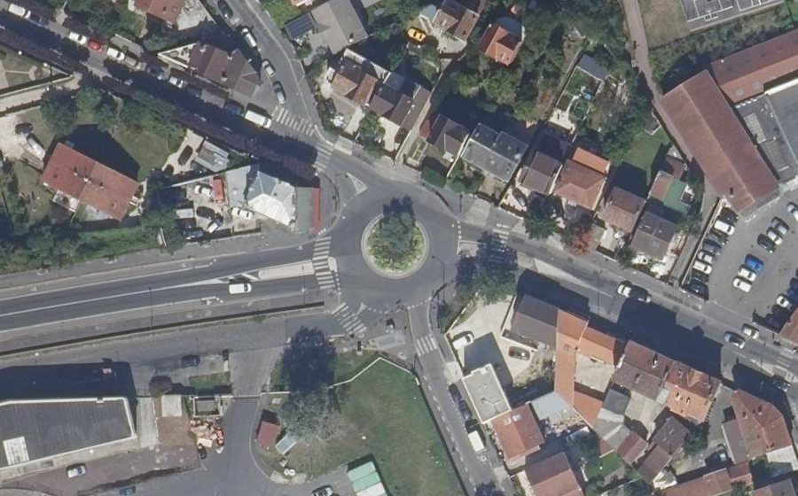 Vue aérienne du Mini-giratoire n°414556933