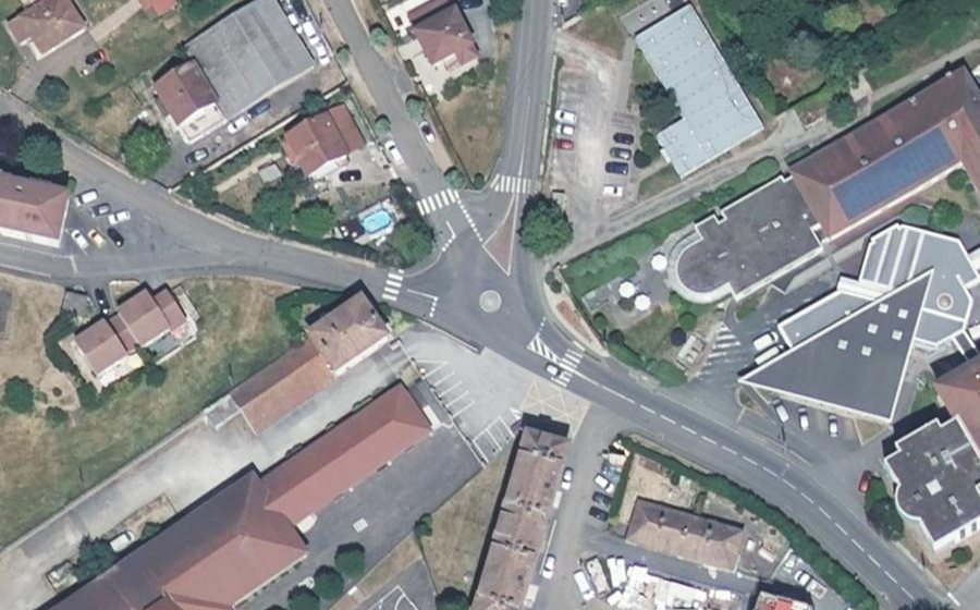Vue aérienne du Mini-giratoire n°415329857