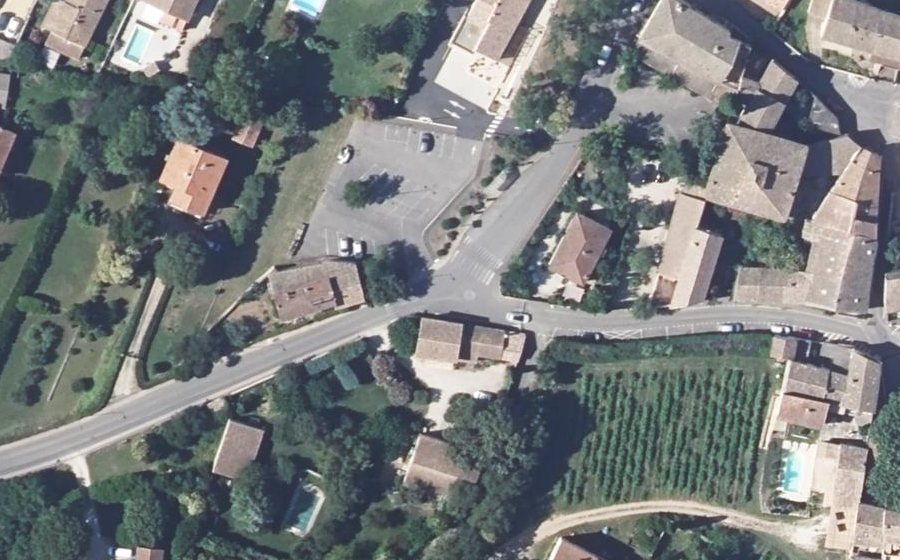 Vue aérienne du Mini-giratoire n°416080591