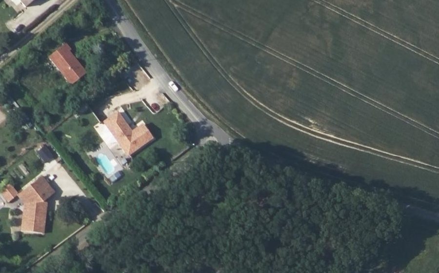 Vue aérienne du Mini-giratoire n°416420291