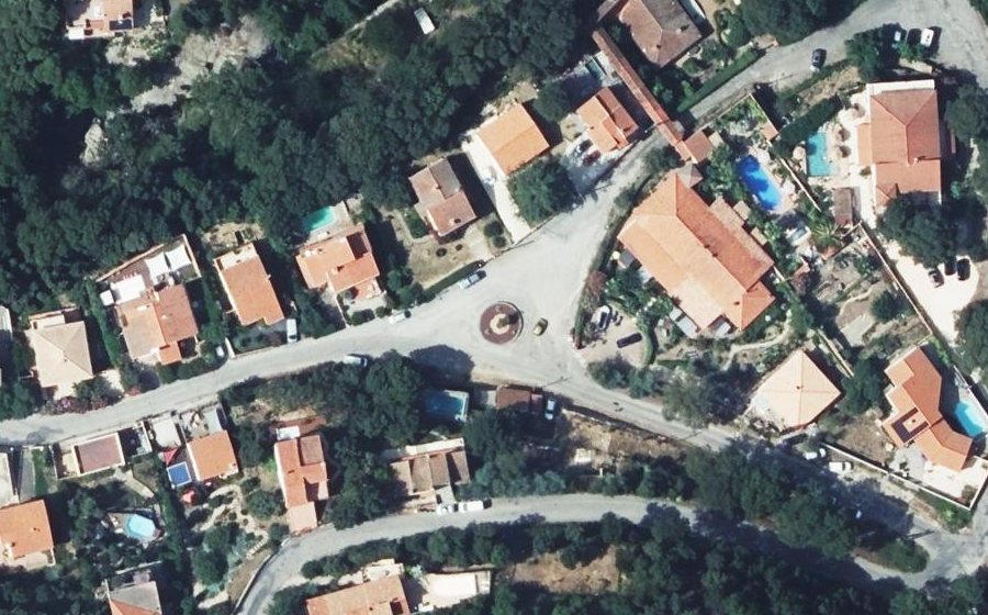 Vue aérienne du Mini-giratoire n°417398792