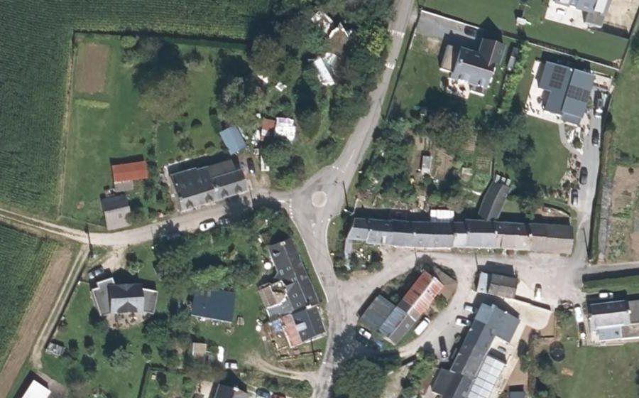 Vue aérienne du Mini-giratoire n°417696672