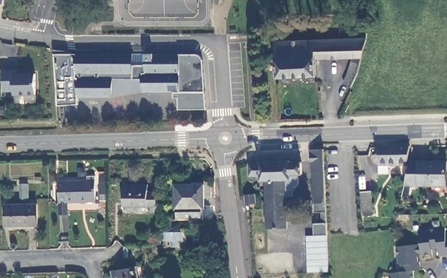 Vue aérienne du Mini-giratoire n°418730037