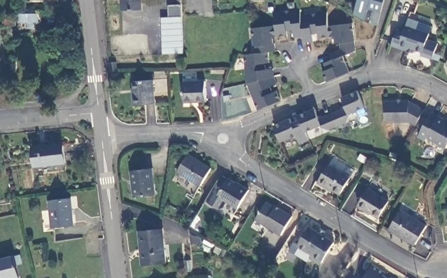 Vue aérienne du Mini-giratoire n°418730050