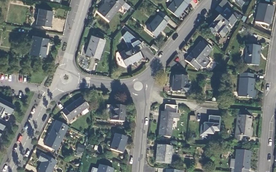 Vue aérienne du Mini-giratoire n°418809293