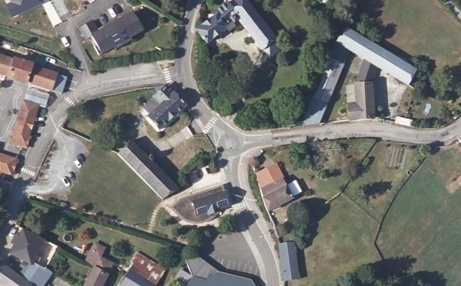 Vue aérienne du Mini-giratoire n°420521434