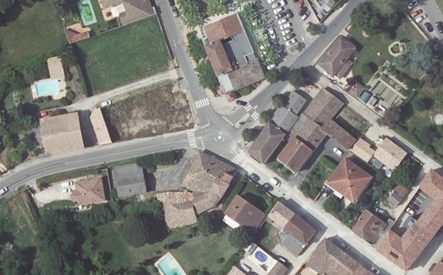 Vue aérienne du Mini-giratoire n°424953252