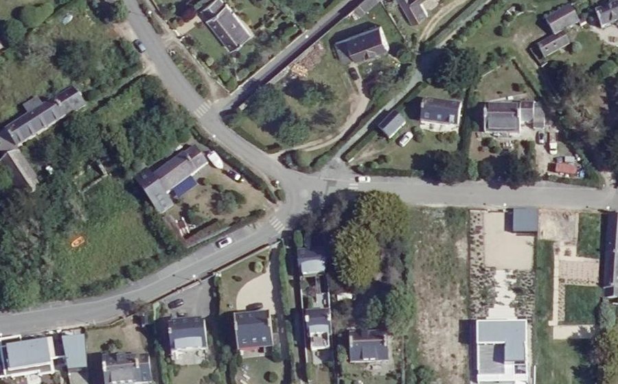 Vue aérienne du Mini-giratoire n°427155133