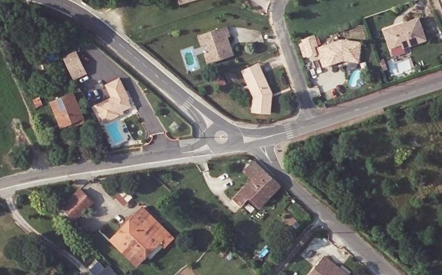Vue aérienne du Mini-giratoire n°428620417