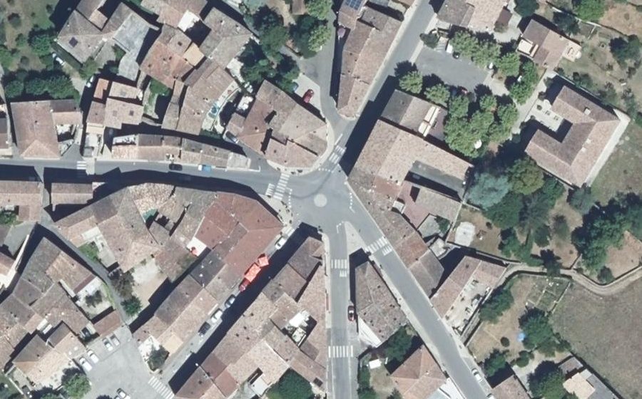 Vue aérienne du Mini-giratoire n°428893105