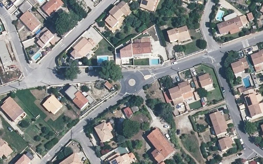 Vue aérienne du Mini-giratoire n°429299049