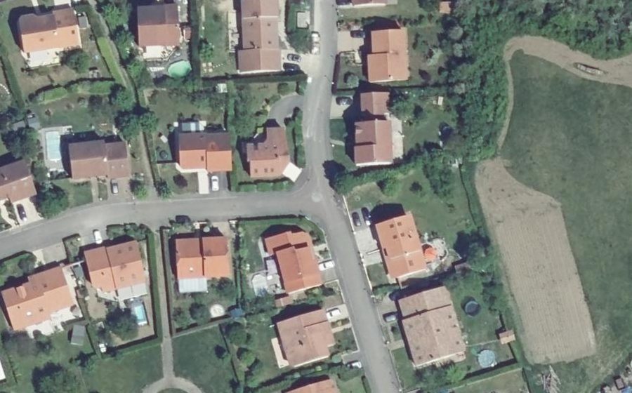 Vue aérienne du Mini-giratoire n°430275088