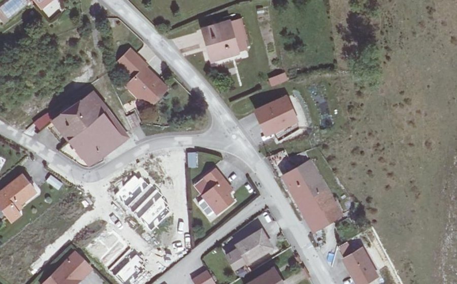 Vue aérienne du Mini-giratoire n°430793404