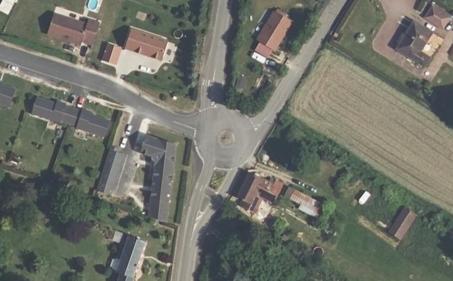 Vue aérienne du Mini-giratoire n°431761213