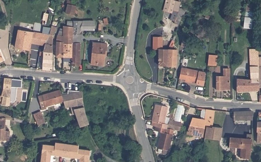 Vue aérienne du Mini-giratoire n°432505153