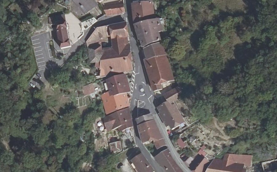 Vue aérienne du Mini-giratoire n°434653099