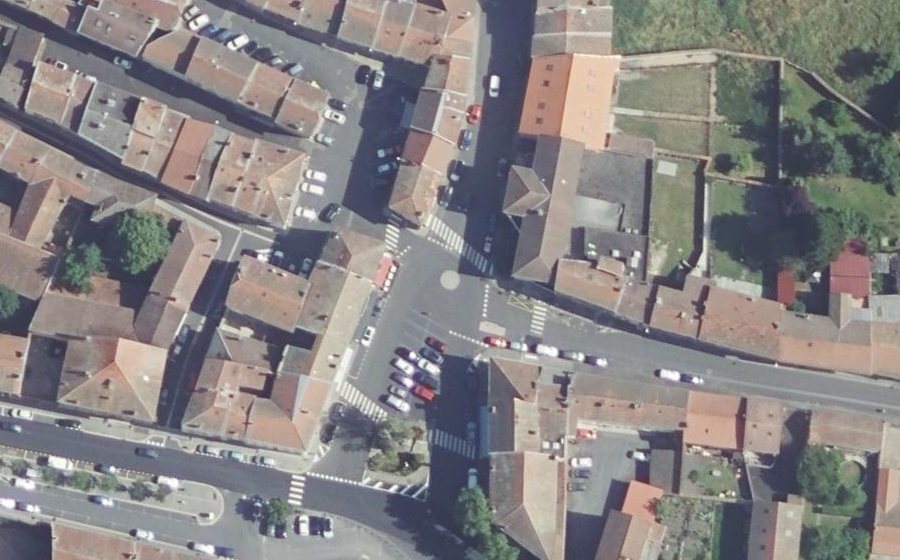 Vue aérienne du Mini-giratoire n°435125924