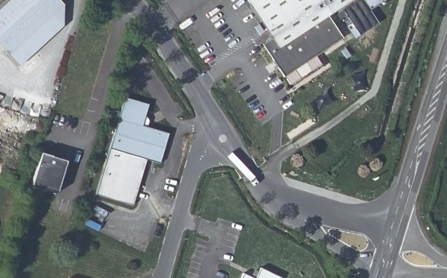 Vue aérienne du Mini-giratoire n°441179282
