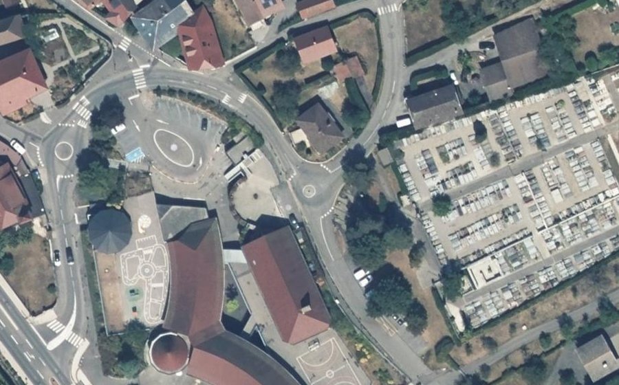 Vue aérienne du Mini-giratoire n°442702576