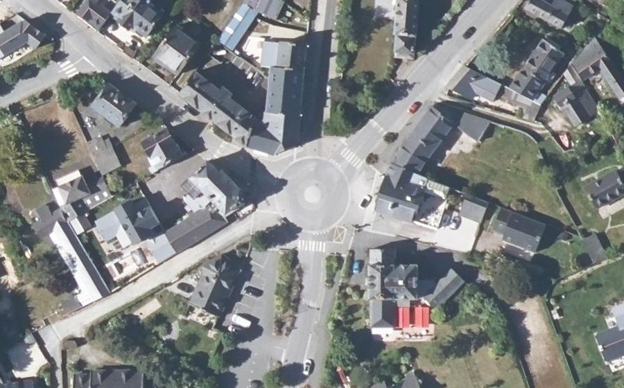 Vue aérienne du Mini-giratoire n°443138836