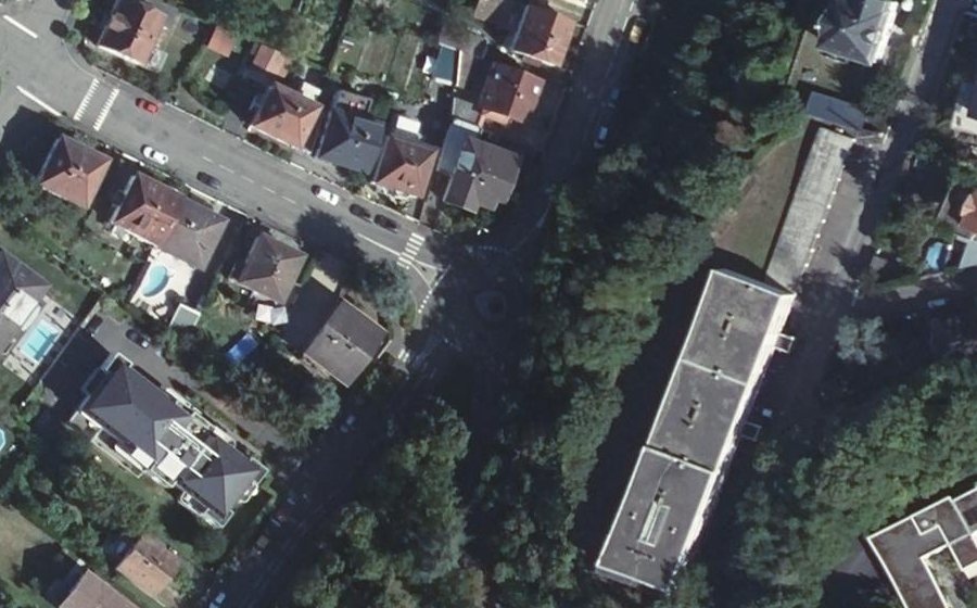 Vue aérienne du Mini-giratoire n°443921082
