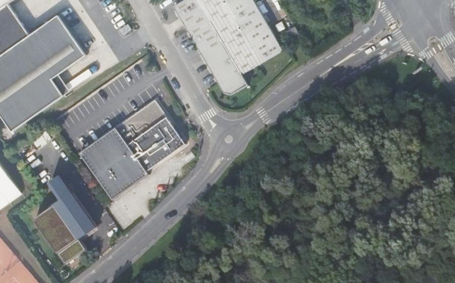 Vue aérienne du Mini-giratoire n°445077732