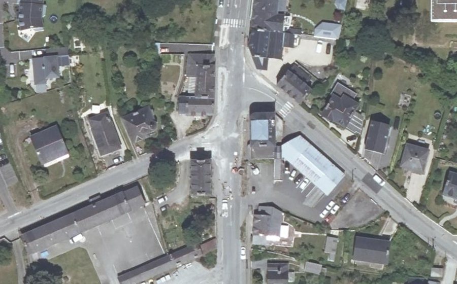 Vue aérienne du Mini-giratoire n°447812537