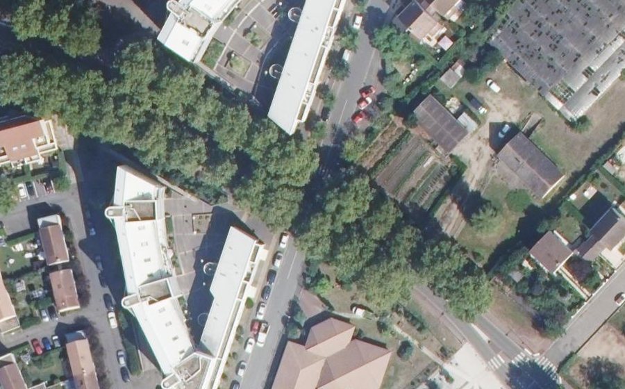 Vue aérienne du Mini-giratoire n°448160990