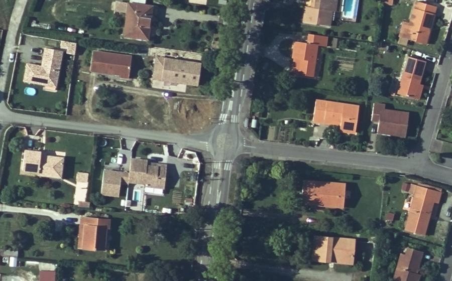 Vue aérienne du Mini-giratoire n°453502578