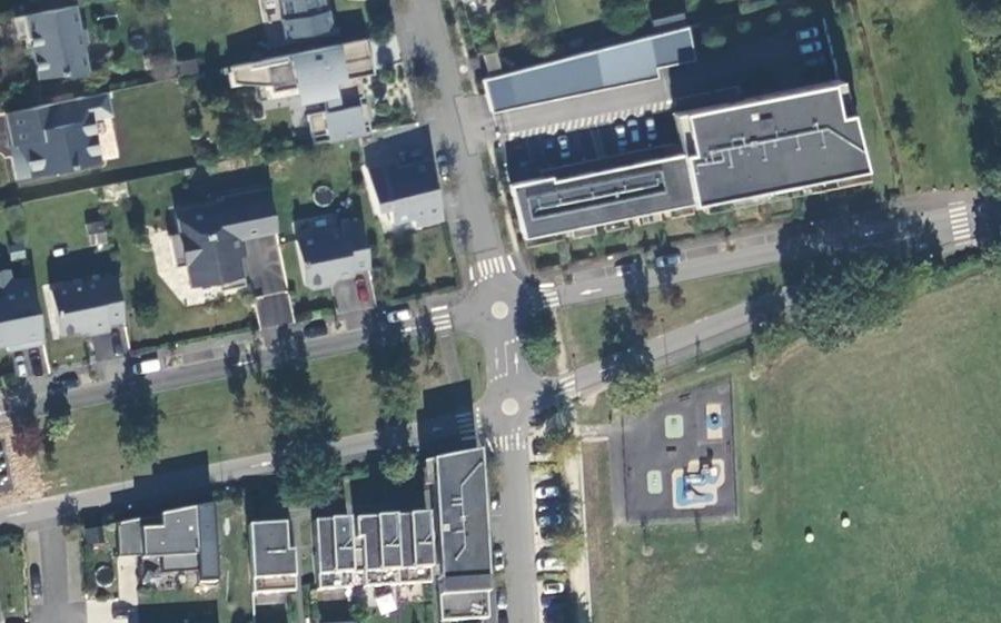 Vue aérienne du Mini-giratoire n°458278161