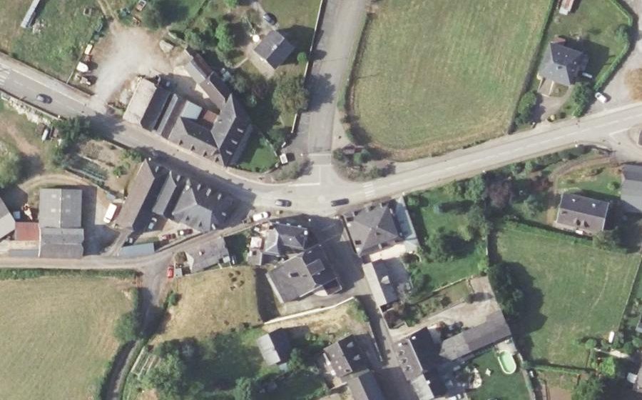 Vue aérienne du Mini-giratoire n°459809320
