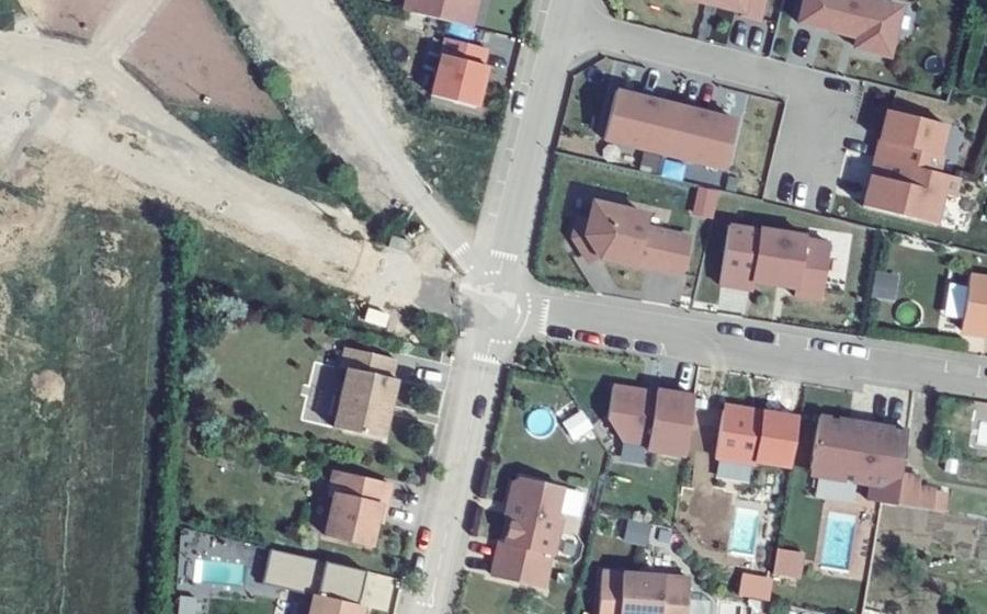 Vue aérienne du Mini-giratoire n°459991619