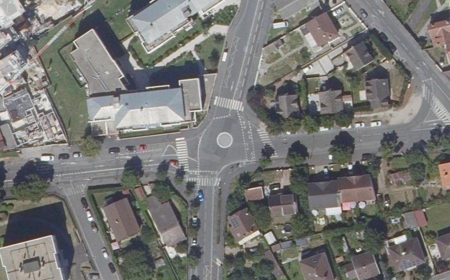 Vue aérienne du Mini-giratoire n°460476765