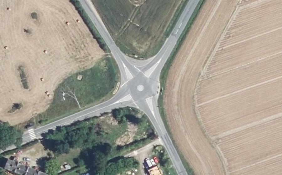 Vue aérienne du Mini-giratoire n°461057971