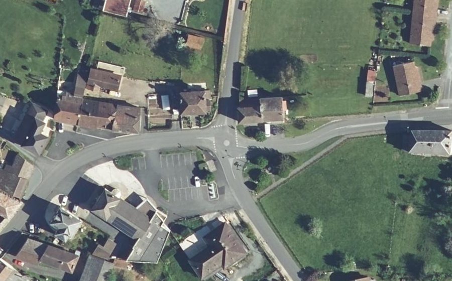 Vue aérienne du Mini-giratoire n°461828138